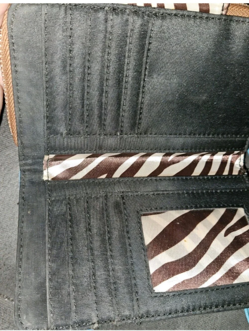 Dana Buchman Blue & Brown Wristlet/ Wallet w/ Animal Print Lining Zip Closure